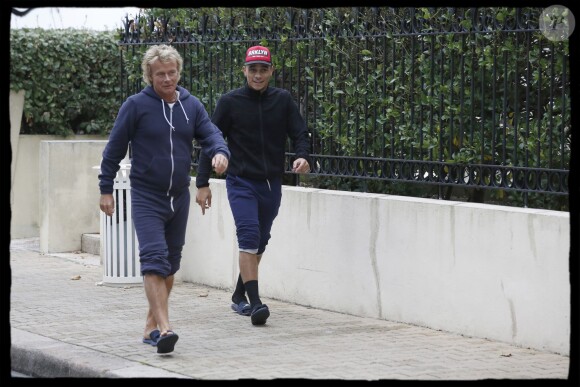 Exclusif - Mister V (Yvick Letexier) et Franck Dubosc sur le tournage du film Camping 3 à Arcachon le 12 octobre 2015. © Alain Guizard / Bestimage