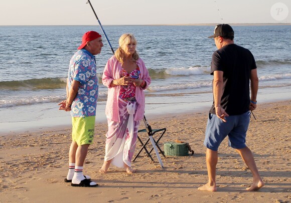 Exclusif - Claude Brasseur, Mylène Demongeot, Fabien Onteniente - Tournage du film "Camping 3" sur une plage au pied de la dune du Pyla le 8 septembre 2015.