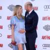 Corey Stoll et sa femme Nadia Bowers, enceinte, lors de l'avant-première d'Ant-Man le 29 juin 2015 à Los Angeles. Le couple a accueilli en octobre 2015 son premier enfant, un petit garçon.