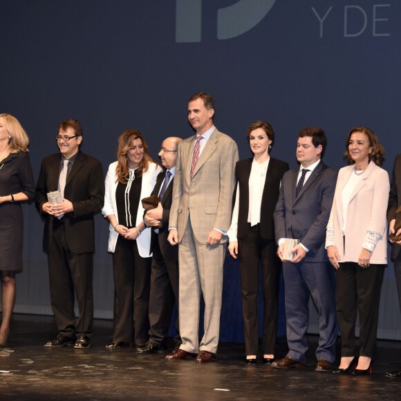 Le roi Felipe VI d'Espagne et la reine Letizia remettaient les prix de l'Innovation et du Design à Malaga le 5 novembre 2015.