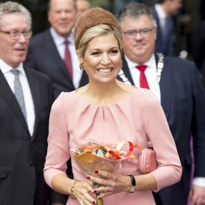 La reine Maxima des Pays-Bas inaugurait le 12 novembre 2015 à Nimègue trois nouveaux blocs opératoires à la pointe de la technologie de l'hôpital universitaire Radboud.