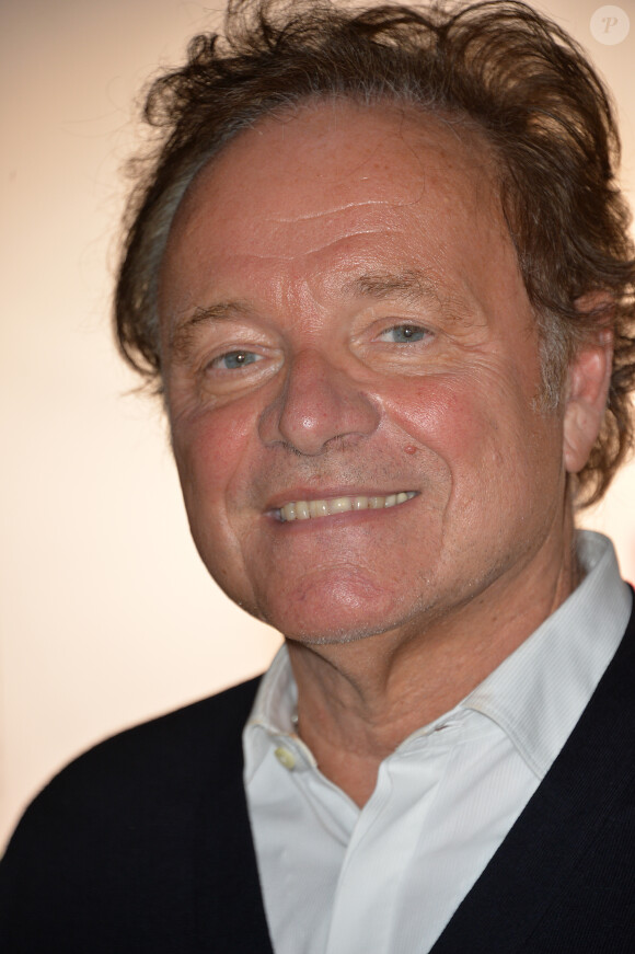 Semi-exclusif - Guillaume Durand - Cocktail pour le lancement du livre "Les bonnes chansons ne meurent jamais" de J. Sanchez au NoLita à Paris, le 4 novembre 2015. © Veeren/Bestimage