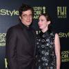 Benicio del Toro et Emily Blunt assistent à la soirée de coup d'envoi de la saison des Golden Globes, organisée par l'association HFPA et le magazine InStyle. Los Angeles, le 17 novembre 2015.