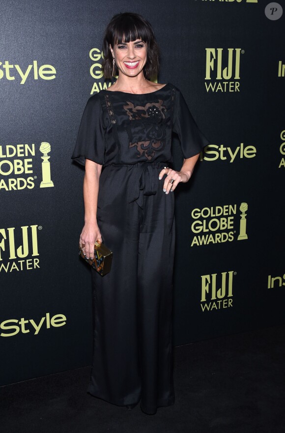 Constance Zimmer assiste à la soirée de coup d'envoi de la saison des Golden Globes, organisée par l'association HFPA et le magazine InStyle. Los Angeles, le 17 novembre 2015.