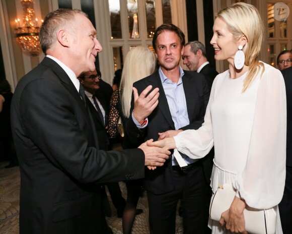 Kelly Rutherford et François-Henri Pinault assistent à la soirée de la fondation ADL au Waldorf Astoria. New York, le 18 novembre 2015.