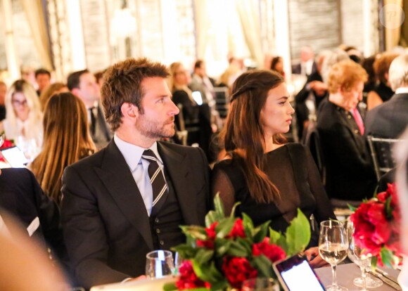 Irina Shayk et Bradley Cooper assistent à la soirée ADL Honors: François-Henri Pinault au Waldorf Astoria. New York, le 18 novembre 2015.