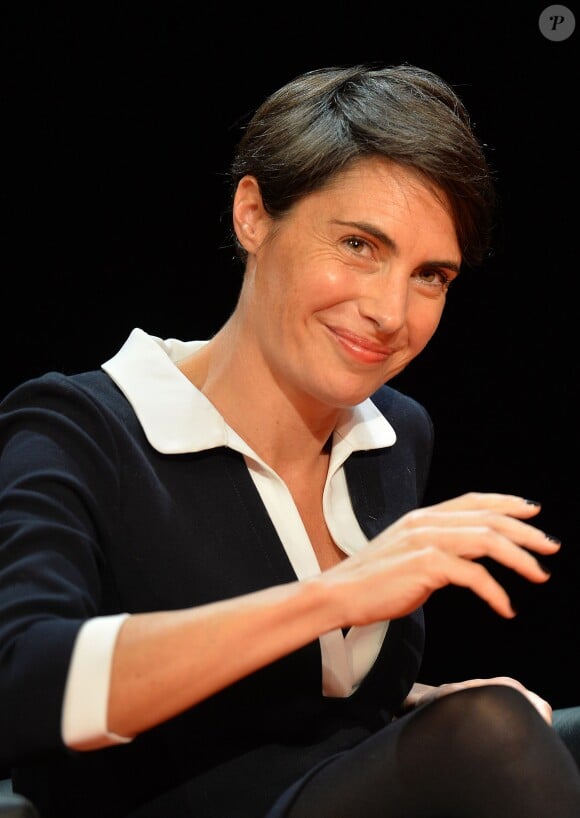 Alessandra Sublet, lors de la conférence Journée Éducation aux médias (JEM) au Studio rive gauche, à Paris le 21 novembre 2015. © Veeren