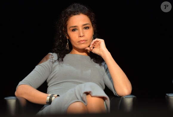 Aïda Touihri, lors de la conférence Journée Éducation aux médias (JEM) au Studio rive gauche, à Paris le 21 novembre 2015. © Veeren
