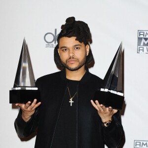 The Weekend - La 43ème cérémonie annuelle des "American Music Awards" à Los Angeles, le 22 novembre 2015.