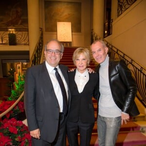 Pr David Khayat, Marie-Christiane Marek et Jean-Claude Jitrois - 20ème édition des sapins de noël des créateurs au théatre des Champs-Elysées à Paris le 20 novembre 2015.