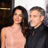 Amal Alamuddin Clooney et son mari George Clooney - Avant-première de "Our brand is crisis" à Los Angeles le 26 octobre 2015.