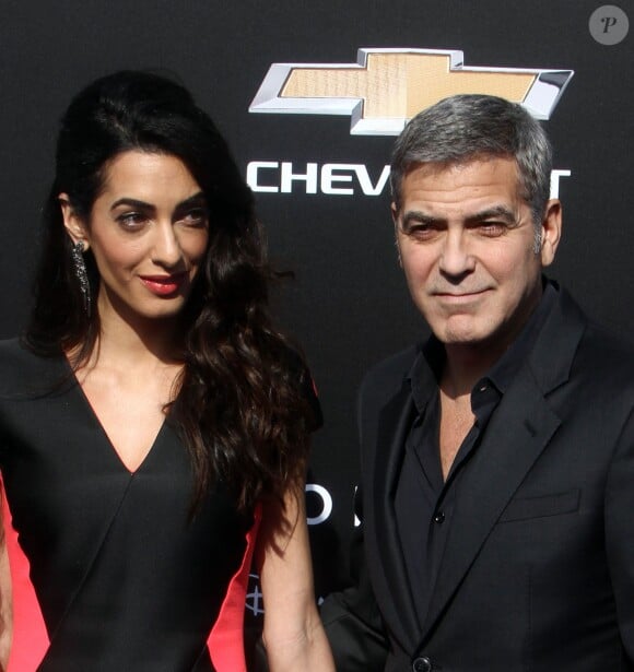George Clooney et sa femme Amal Alamuddin Clooney - Avant-première du film "A la poursuite de demain" à Los Angeles le 9 mai 2015