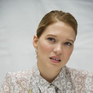 Lea Seydoux - Conférence de presse avec les acteurs du film "James Bond Spectre" à l'hôtel Corinthia à Londres. Le 23 octobre 2015