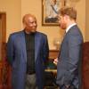 Le prince Harry a rencontré le roi Letsie III à Maseru, lors de son voyage officiel au Lesotho, le 26 novembre 2015