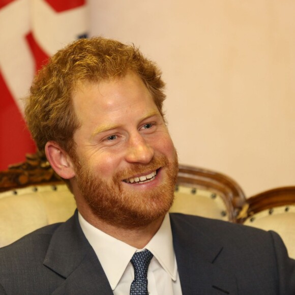 Le prince Harry a rencontré diverses personnalités à Maseru le 26 novembre 2015 lors de son voyage officiel au Lesotho.