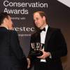 Le prince William, duc de Cambridge, remettait les Tusk Conservation Awards à Londres le 24 novembre 2015.