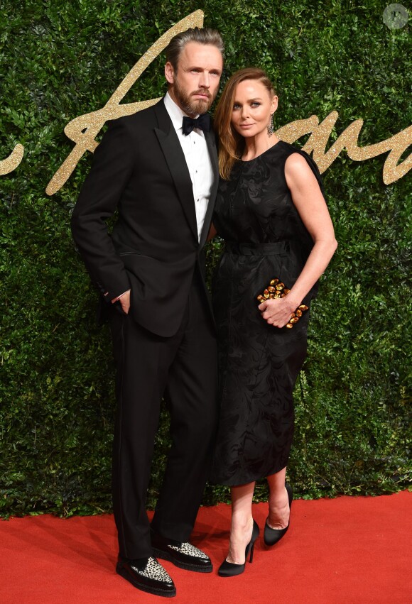 Alasdhair Willis et sa femme Stella McCartney aux British Fashion Awards 2015 à Londres, le 23 novembre 2015.