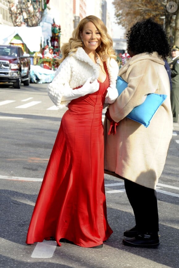 Mariah Carey participe à la parade de Thanksgiving à New York le 26 novembre 2015.
