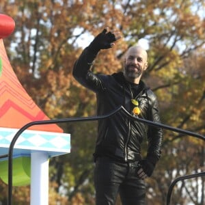 Daughtry participe à la parade de Thanksgiving à New York le 26 novembre 2015.