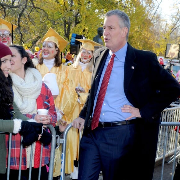 Le maire Bill de Blasio à la parade de Thanksgiving à New York le 26 novembre 2015.