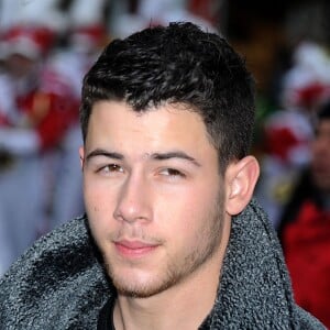 Nick Jonas à la parade de Thanksgiving à New York le 26 novembre 2015.