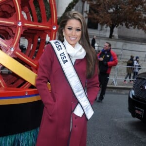 Nia Sanchez à la parade de Thanksgiving à New York le 26 novembre 2015.