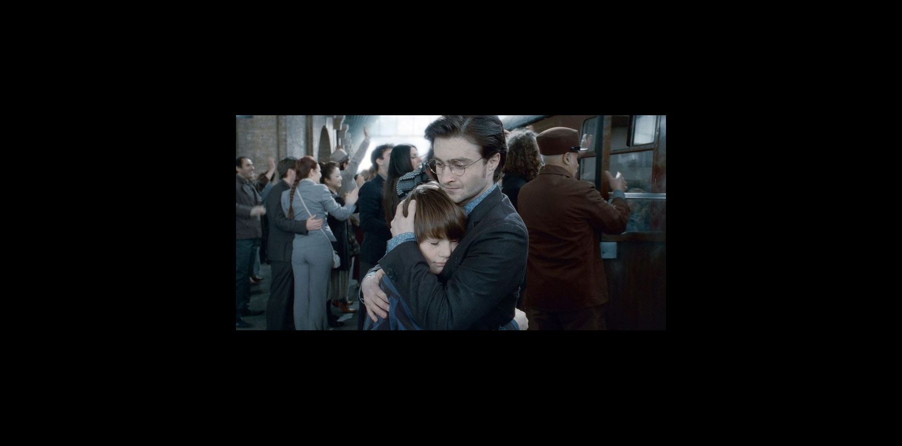Pourquoi Rogue Dit Il Croit Que Cest Son Fils J.K. Rowling explique pourquoi le fils d'Harry Potter porte le prénom de  Rogue - Purepeople