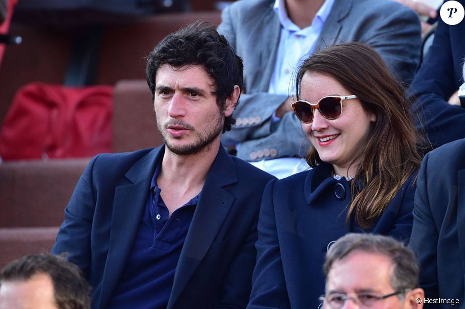 Qui Est Le Compagnon De Anaïs Demoustier Anaïs Demoustier et Jérémie Elkaïm - People dans les tribunes des