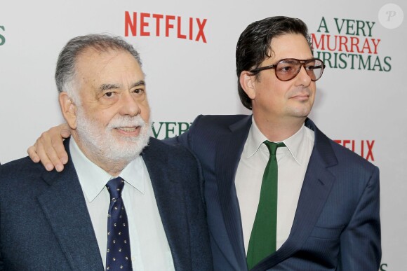 Francis Ford Coppola et Roman Coppola lors de la première de "A Very Murray Christmas" au Paris Theater, New York, le 2 décembre 2015.