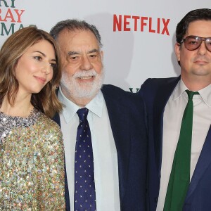 Sofia Coppola, Francis Ford Coppola et Roman Coppola lors de la première de "A Very Murray Christmas" au Paris Theater, New York, le 2 décembre 2015.