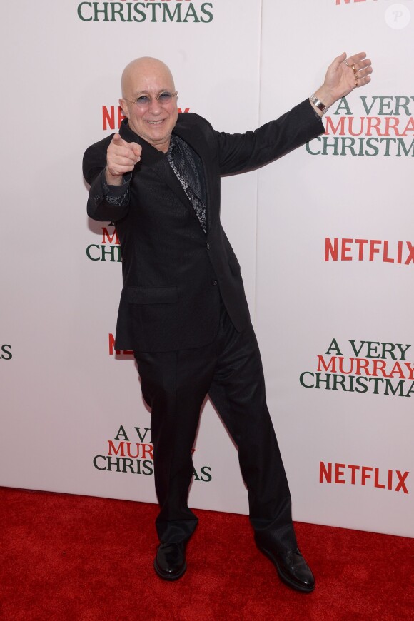 Paul Shaffer lors de la première de "A Very Murray Christmas" au Paris Theater, New York, le 2 décembre 2015.