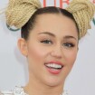 Miley Cyrus, belle excentrique devant Sofia Coppola et son chéri français