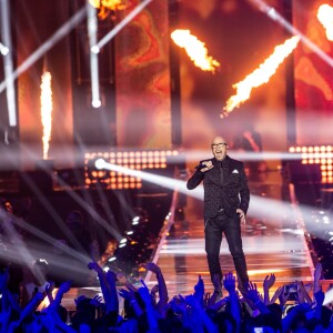 Exclusif - Pascal Obispo, lors du concert événement Bercy fête ses 30 ans, diffusé le 4 décembre 2015 sur TF1. © Veeren/Moreau