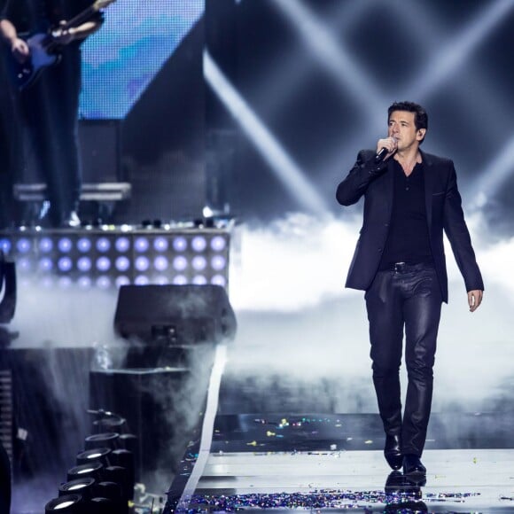 Exclusif - Patrick Bruel, lors du concert événement Bercy fête ses 30 ans, diffusé le 4 décembre 2015 sur TF1. © Veeren/Moreau