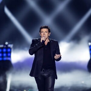 Exclusif - Patrick Bruel, lors du concert événement Bercy fête ses 30 ans, diffusé le 4 décembre 2015 sur TF1. © Veeren/Moreau