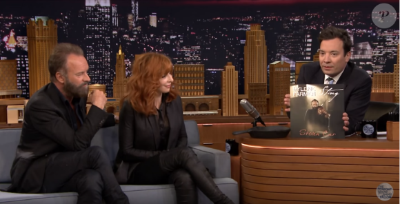 Jimmy Fallon recevait Mylène Farmer et Sting dans son émission The Tonight Show du 4 décembre 2015 à New York