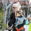 Exclusif - Gwen Stefani emmène ses enfants Kingston, Zuma et Apollo à l'église à Los Angeles, le 6 décembre 2015