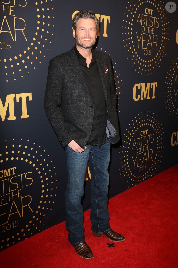 Blake Shelton sacré artiste de l'année lors de la cérémonie des CMT Artists of the Year à Nashville, le 2 décembre 2015.