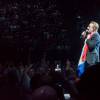 Bono - Le groupe Eagles of Death Metal invité par U2 sur scène à l'AccorHotels Arena de Paris le 7 décembre 2015