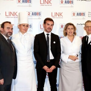 Vincent Pelletier (directeur général de AIDES), guest, Aurélien Beaucamp (président de AIDES), Stephanie Le Quellec, Michel Simon (président de LINK) - Dîner LINK pour AIDES 2015 à l'Espace Vendôme à Paris le 7 décembre 2015. © Dominique Jacovides