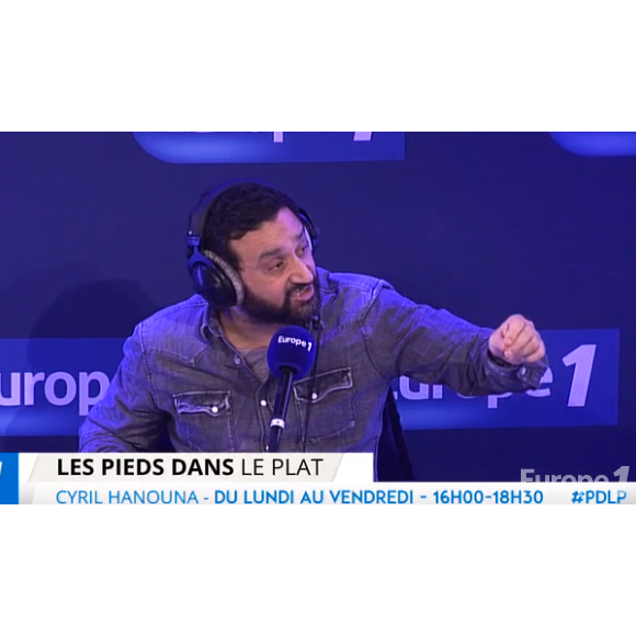 L'animateur Cyril Hanouna fait un petit mea culpa suite à ses tweets polémiques postés après les résultats du premier tour des élections régionales. Emission "Les pieds dans le plat", diffusée sur Europe 1, le 9 décembre 2015.