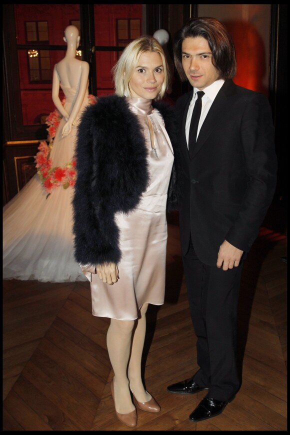 Gautier Capuçon et sa femme Delphine à la soirée pour la découverte de la boutique Dior Joaillerie, Place Vendome à Paris, le 22 novembre 2010Gautier Capuçon et sa femme Delphine