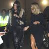 Kendall Jenner et Khloé Kardashian au Forum lors du concert de The Weeknd. Inglewood, le 9 décembre 2015.