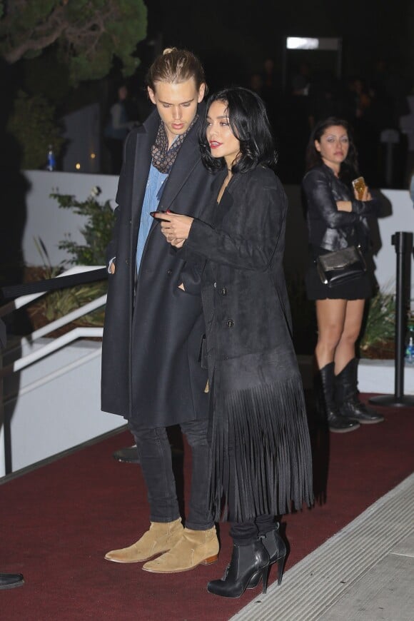 Vanessa Hudgens et Austin Butler au Forum lors du concert de The Weeknd. Inglewood, le 9 décembre 2015.