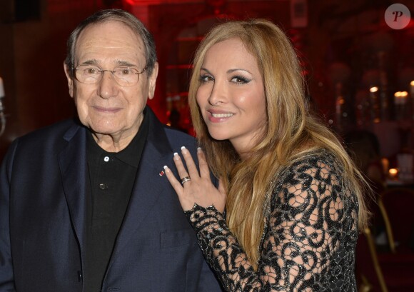 Robert Hossein et Hélène Segara - 39e édition du prix "The Best" aux salons Hoche à Paris, le 10 décembre 2015. © Veeren / Bestimage