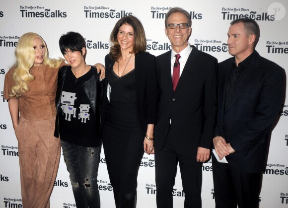 Lady Gaga, Diane Warren, Amy Ziering et Kirby Dick ainsi que le chroniqueur Frank Bruni assiste à l'événement "TimesTalks Presents Hunting Ground" au Times Center  de New York, le 10 décembre 2015.