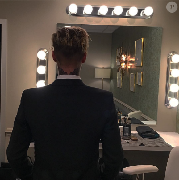 Justin Bieber et son nouveau tatouage, des ailes sur la nuque. Le 11 décembre 2015.