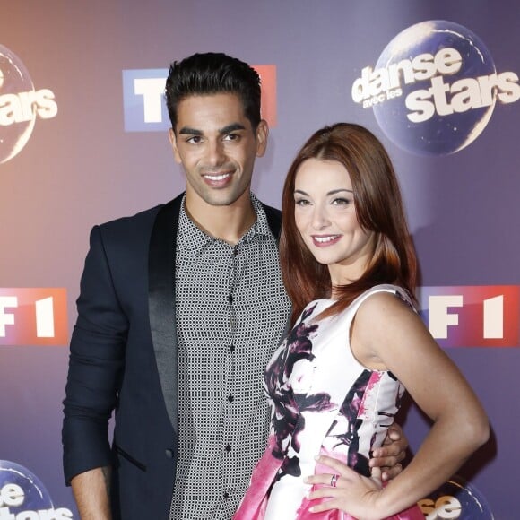 Christophe Licata, Priscilla Betti - Photocall Danse avec les stars 6 devant TF1 à Boulogne-Billancourt, le 7 octobre 2015.