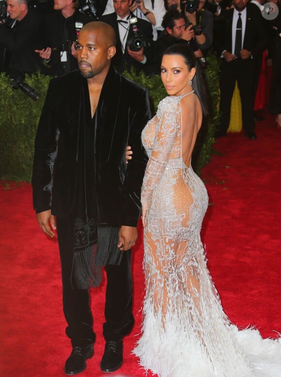 Kim Kardashian and Kanye West - Soirée Costume Institute Gala 2015 (Met Ball) au Metropolitan Museum célébrant l'ouverture de Chine: à travers le miroir à New York, le 4 mai 2015.