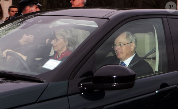 Le duc et la duchesse de Gloucester arrivant à Buckingham Palace pour le déjeuner de Noël de la reine Elizabeth II le 16 décembre 2015.